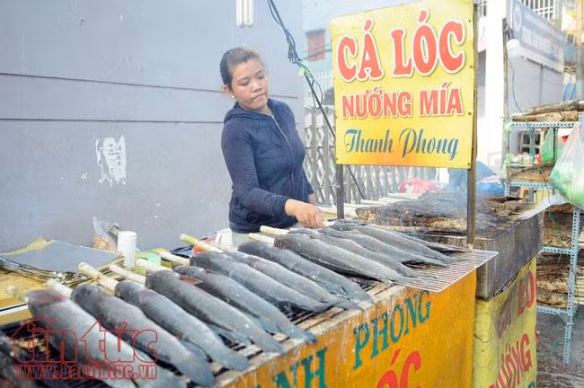 Cá lóc nướng đắt hàng ngày vía Thần Tài ảnh 3