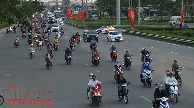 Các cửa ngõ TP Hồ Chí Minh thông thoáng trong chiều ngày nghỉ Tết cuối cùng ảnh 3