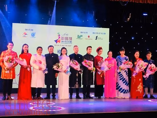 Lễ hội tôn vinh áo dài diễn ra từ ngày 3 - 25/3 tại TP Hồ Chí Minh ảnh 1