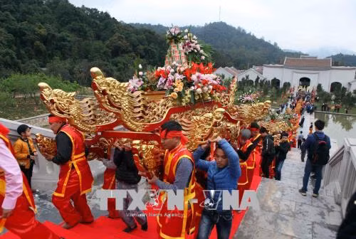 Quảng Ninh khởi động Năm du lịch Quốc gia 2018 với nhiều lễ hội mùa Xuân ảnh 1