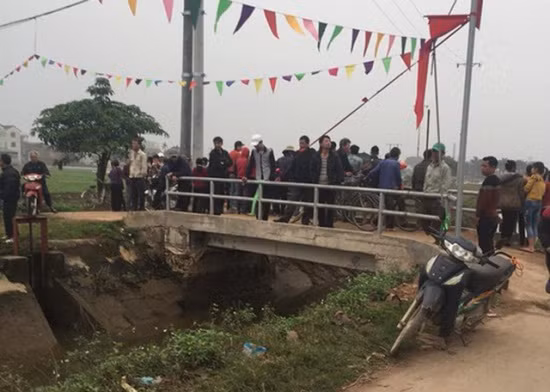 Phát hiện thi thể cán bộ trại giam dưới mương ảnh 1