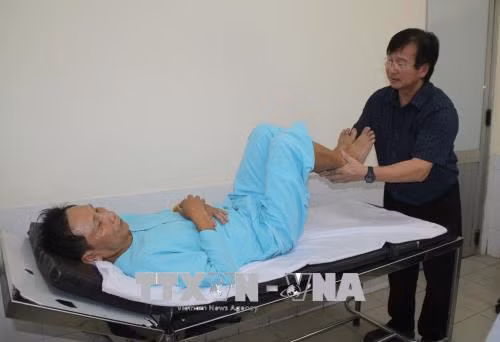 Hành trình tái sinh nhiều cuộc đời của bác sỹ Pháp gốc Việt ảnh 2