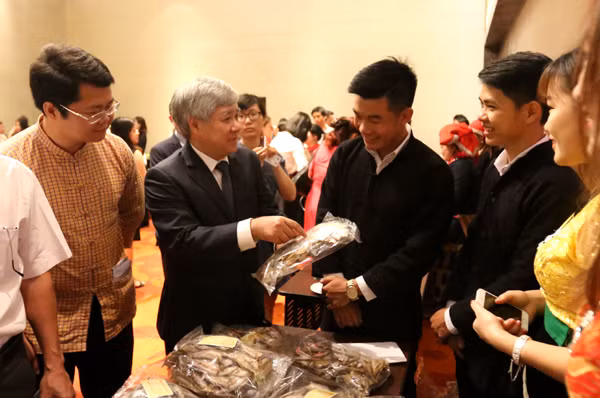 “Khát vọng khởi nghiệp – Bừng sáng bản làng” ảnh 2