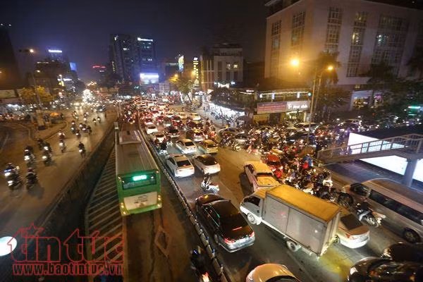 Gần 5 triệu hành khách đi xe buýt nhanh BRT sau 1 năm vận hành ảnh 3