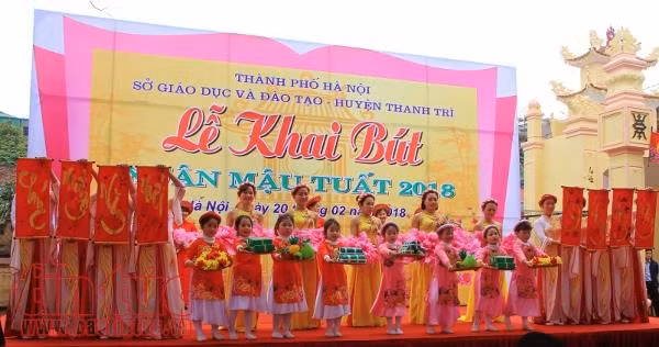 Tôn vinh chữ ‘Học’ tại Lễ Khai bút đầu Xuân Mậu Tuất 2018 ảnh 8