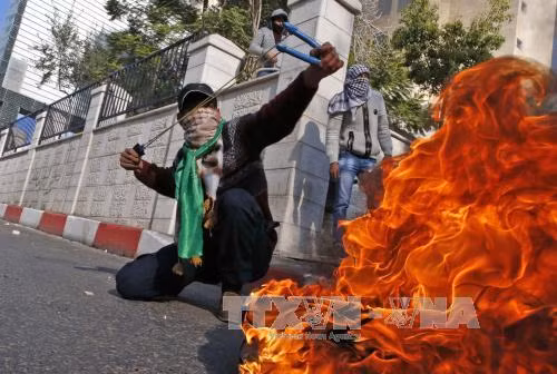 Mỹ lại đổ dầu vào 'chảo lửa' Trung Đông ảnh 1