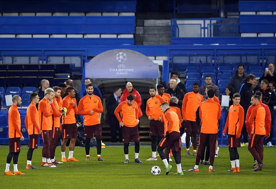 Lượt đi vòng 1/8 Champions League: Đại chiến Stamford Brigde ảnh 2