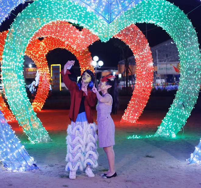 'Lựa chọn của trái tim' tập 10: Cái kết đẹp của câu chuyện tình chị - em 'đôi đũa lệch' ảnh 7