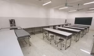 Cho phép trường ĐH Kinh doanh & Công nghệ mở ngành Y đa khoa, Dược