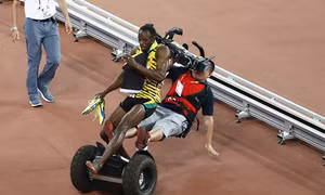 Tai nạn hy hữu của Usain Bolt tại Bắc Kinh