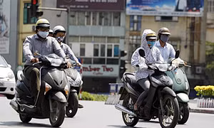 Áp thấp nóng phát triển, nhiệt độ có nơi lên đến 35 độ C 