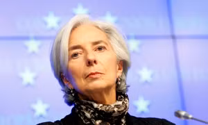 IMF khuyến cáo Ukraine không dùng ngân khoản dự trữ thanh toán nợ 