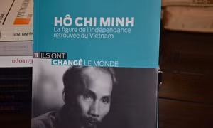 Báo Le Monde ra sách về Chủ tịch Hồ Chí Minh