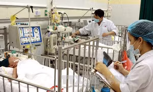 13 bệnh viện cam kết 'không để người bệnh nằm ghép'