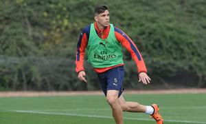 Chelsea và Arsenal bị phạt vì vụ xô xát giữa Costa với Gabriel 