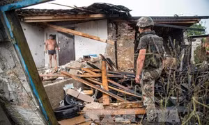 Ukraine vẫn đối mặt khó khăn dù được xoá nợ 