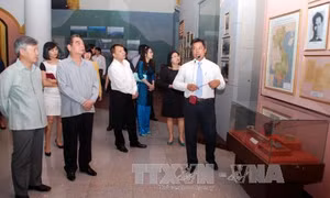 Hoạt động của đồng chí Lê Hồng Anh tại Lào 