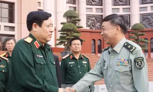 Đoàn Trường Đại học Quốc phòng Trung Quốc thăm Việt Nam