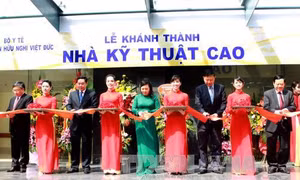 Hướng tới ứng dụng kỹ thuật cao tại bệnh viện tuyến tỉnh