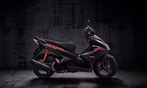 Honda lên tiếng về việc xe máy 'đội' giá và phí trước bạ tăng