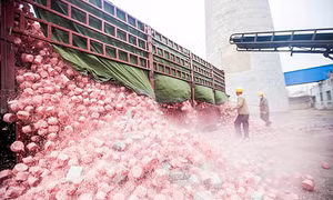 Trung Quốc đốt hàng trăm tỷ NDT tiền giấy để tạo điện