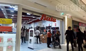 Khủng bố ảnh hưởng tới kinh tế Pháp như thế nào ?