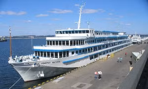 Canada chuyển thiết bị quân sự cho Ukraine 