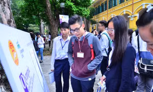 Gần 2.000 thí sinh tham dự kỳ thi Olympic tiếng Anh 