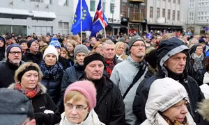 Dân Iceland biểu tình rầm rộ phản đối từ bỏ EU