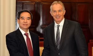 Thống đốc Nguyễn Văn Bình tiếp cựu Thủ tướng Anh Tony Blair