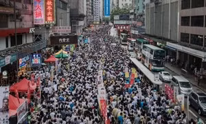 Hong Kong bắt người biểu tình chống du khách Đại lục 