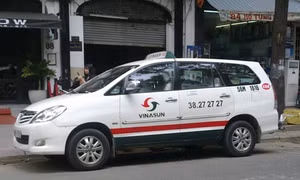 Các đơn vị vận tải Tp.HCM “rục rịch” giảm giá cước 