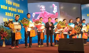 Hà Nội vinh danh các VĐV tiêu biểu 2015