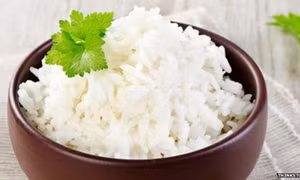 Ăn cơm nguội ít béo hơn