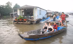 Chợ nổi nét đặc trưng vùng sông nước miền Tây