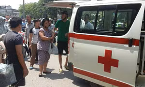 Hà Nội: Một phụ nữ đột tử nghi do nắng nóng