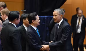Thủ tướng tiếp xúc song phương bên lề ASEAN 27