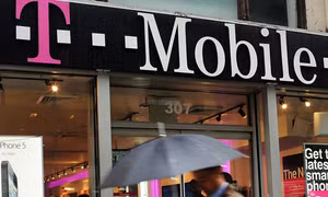 Mỹ: 15 triệu khách hàng của T-Mobile bị đánh cắp thông tin 