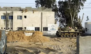 Ai Cập gia hạn tình trạng khẩn cấp ở Bắc Sinai 