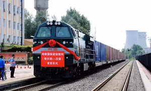 Trung Quốc khai trương tuyến đường sắt chở hàng tới châu Âu