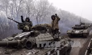 Binh sĩ Ukraine tại Debaltsevo ra hàng vì đói, rét