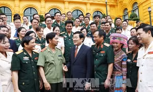 Chủ tịch nước gặp mặt đại biểu công đoàn CAND và QĐND