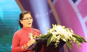 Tạo điều kiện, cơ hội cho cán bộ nữ phấn đấu, vươn lên