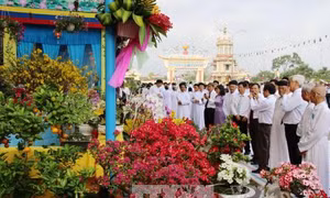 Hơn 80 ngàn người tham dự Đại Lễ Đức Chí Tôn