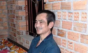Ông Huỳnh Văn Nén tự do sau hơn 17 năm ngồi tù oan 