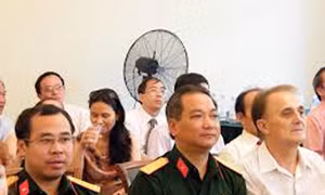 Những ngày đỏ lửa (Tiếp theo và hết)