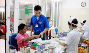 Để người bệnh là “khách hàng” của bệnh viện