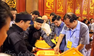 Tưởng niệm 715 năm ngày mất Hưng Đạo Đại vương Trần Quốc Tuấn