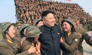Ông Kim Jong Un đi bỏ phiếu bầu cử 