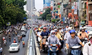 Miền Bắc nhiệt độ tăng nhẹ, miền Trung mưa rào vài nơi 